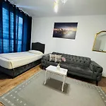 Hr Hotel 3*