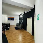 Hr Hotel