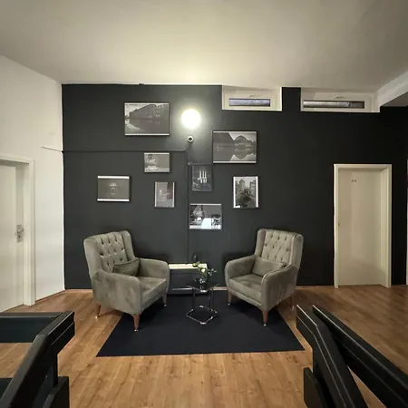 Hr Hotel 3*